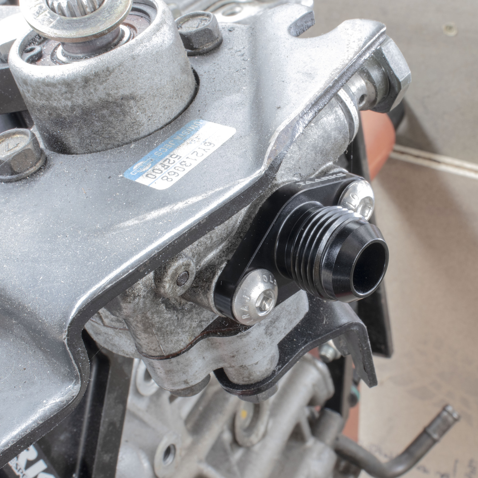 TAARKS Power Steering Pump Adapter AN10 Fitting (Feed) "S13, 180sx, S14