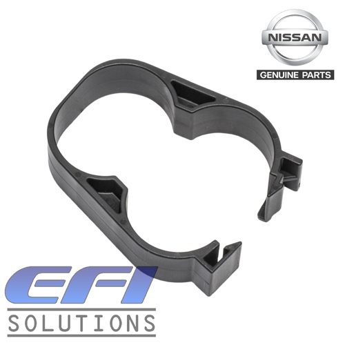Genuine Nissan Plastic Heater Hose Retaining / Separator Clip (Lower
